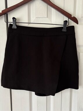 Dynamite Black Skort Size 0